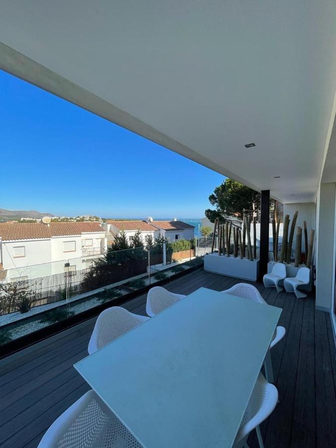 L'Armonia Entre La Farella I Cau Del Llop Apartment Llanca Exterior photo